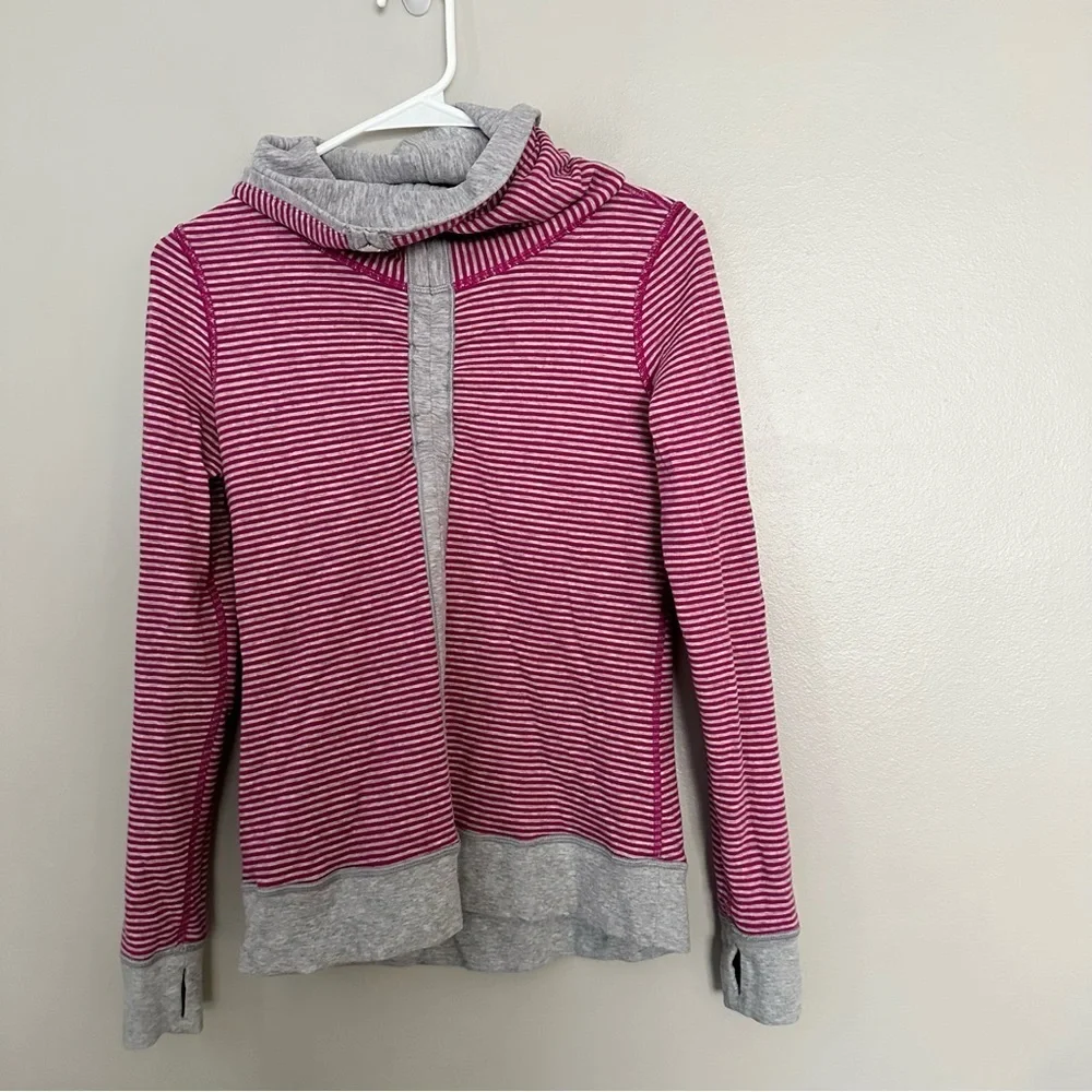 Lululemon reversible sweater